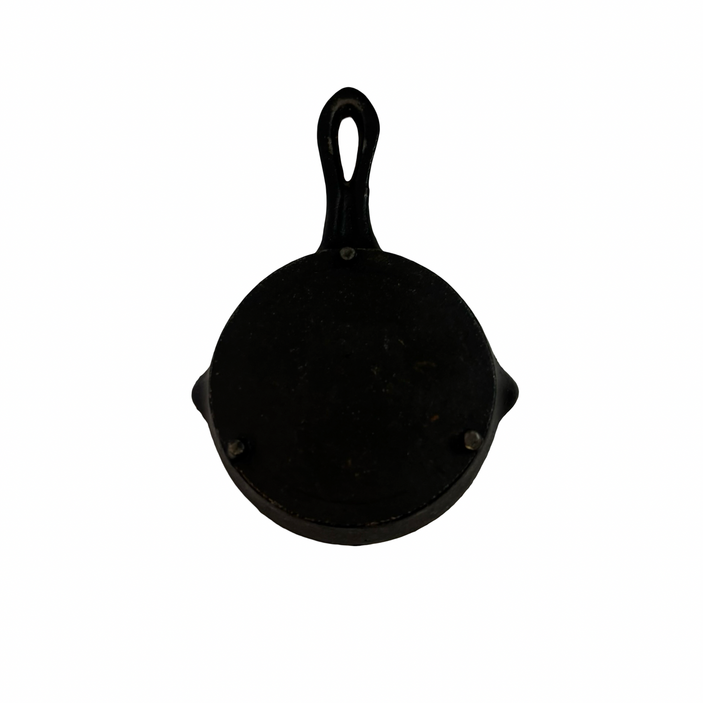 Mini Cast Iron Skillet with Enamel Woman