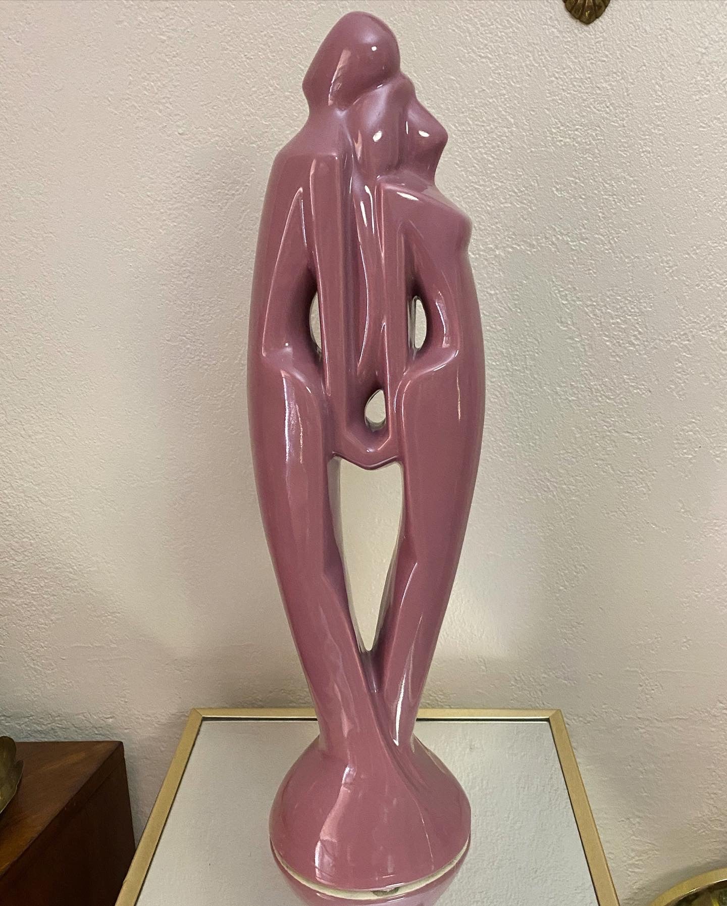 Haeger Mauve Couple Statue