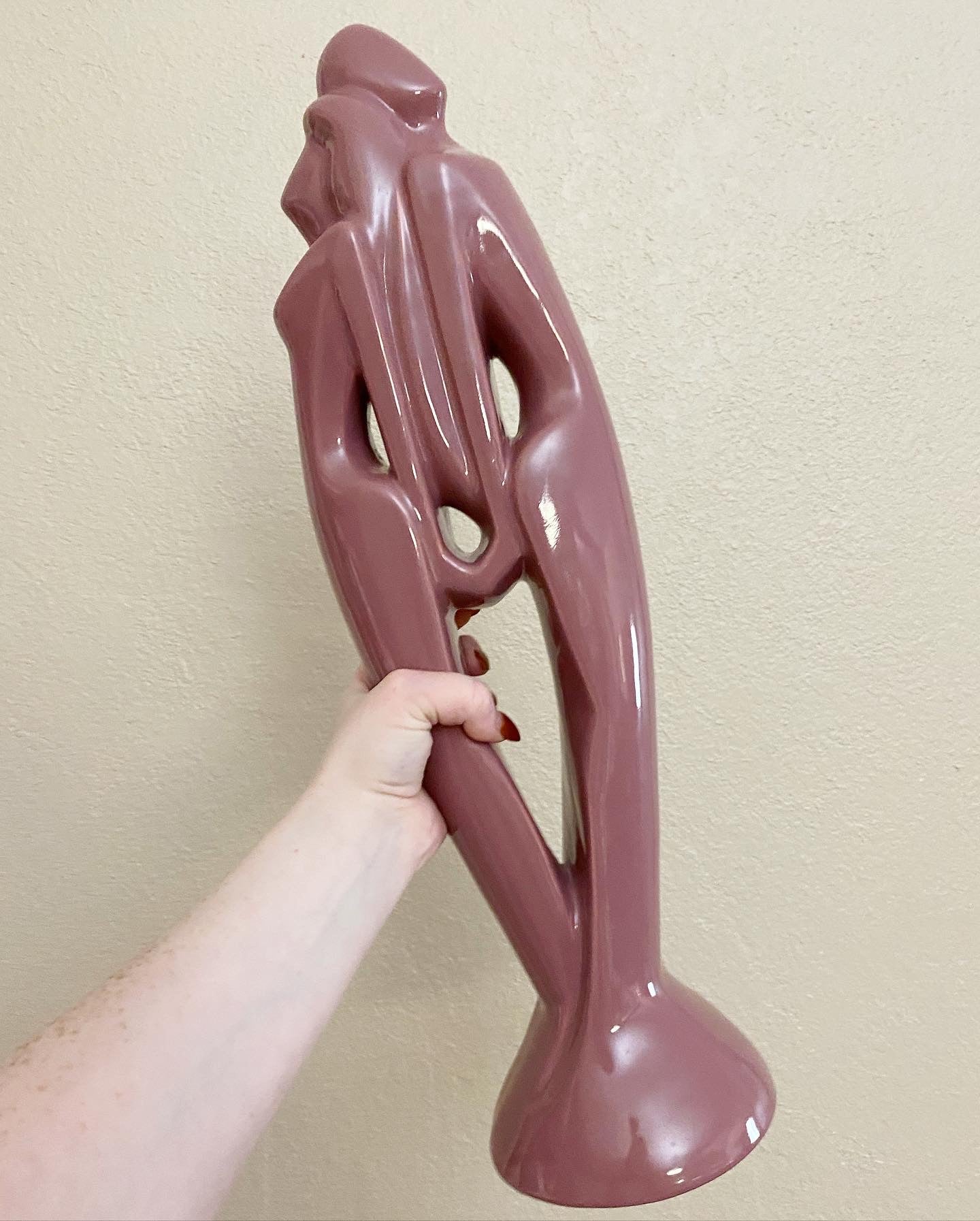 Haeger Mauve Couple Statue